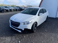 Peugeot 301 1,2 16V HMZ havarováno lehce na LP kolo