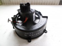 ventilátor topení na Opel Zafira B, D9376000