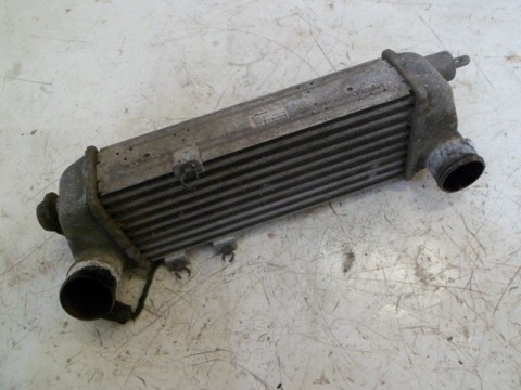 intercooler na kiu ceed 1,6CRDi, 28271-2A610