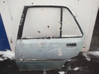 levé zadní dveře na peugeot 205