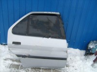 pravé zadní dveře na peugeot 306