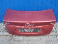 zadná kapota na audi a4 sedan,