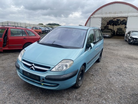 Citroen C8 2,2 HDI 4HW 94KW prodám nahradní díly