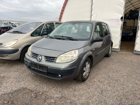 Renault Scenic 1,9 DCI 88KW F9Q D 8 prodám díly