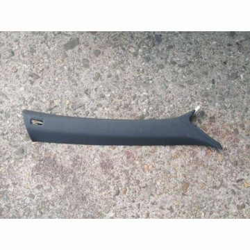 panel sloupku A horní pravý AUDI A6 4G0  4G0867234  JY1