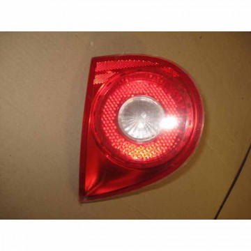 lampa zadní pravá - vnitřní do pátých dveří VW Golf V 1K0 HB  1K6945094E - nová