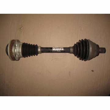 poloosa levá VW Passat CC 3C8 lift 2,0 TFSI CBF 147kW  3C8407271