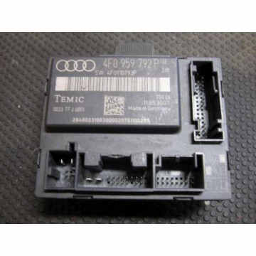 řídící jednotka dveří předních pravých AUDI A6 4F0  4F0959792P