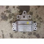 silentblok převodovky AUDI Q3 8U0 2,5 TFSI CEP Quattro  8J0199555K