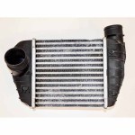 chladič intercooler AUDI A6 4F0 2,0 TDI  4F0145805S