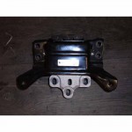 silentblok převodovky VW Golf VII 5G0 2,0 TFSi SRA 6S  5Q0199555AS