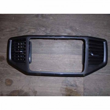 výdechy ventilace střed VW Amarok 2H0 lift  2H6819383A  9B9