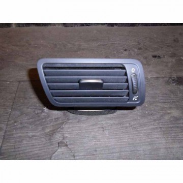 výdech ventilace pravý VW Passat B6 3C0  3C1819702E  3C1819702F  1QB