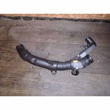 trubka intercooler AUDI Q3 8U0 2,0 TDI  5N0145840J  5N0145840L