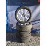 AUDI Q5 8R0 sada kol s pneu 225/55 R17 ET39 E8Jx17H2 8R0601025G  8R0601025BC - BEZ PNEU!!!