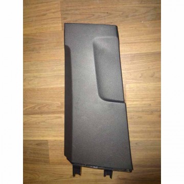 panel sloupku B spodní levý SEAT Arona 6F9  6F0867239A  82V