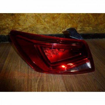 lampa zadní levá - LED SEAT Leon 5F0 HB  5F0945207E - poškozená