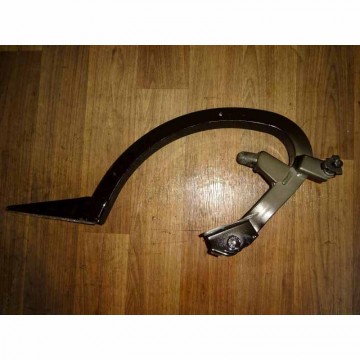 pant víka kufru levý AUDI A4 8W0 sedan  8W5827305A  8W5827301A