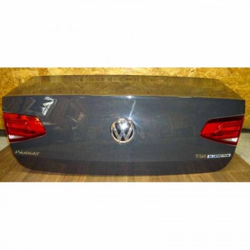 víko kufru VW Passat B8 3G0 sedan  3G5827025A  3G5827469