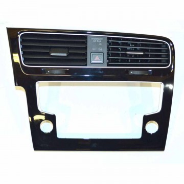 rámeček rádia + výdechy ventilace střed VW Golf VII 5G0  5G1819743D  5G1819728AE/AF  QYI