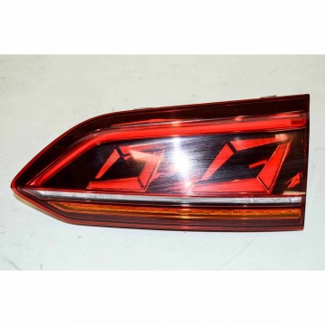 lampa zadní pravá - vnitřní do pátých dveří, LED VW Touareg III 760  760945308A