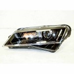 světlomet přední levý - holý xenon LED ŠKODA Superb III 3V0  3V1941015B - lehce poškozený