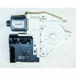 motorek stahování oken přední pravý VW Tiguan 5N0 lift 5N0959701F  3C0959793B - ang. model