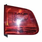 lampa zadní levá - vnitřní do pátých dveří VW Tiguan 5N0 lift  5N0945093G