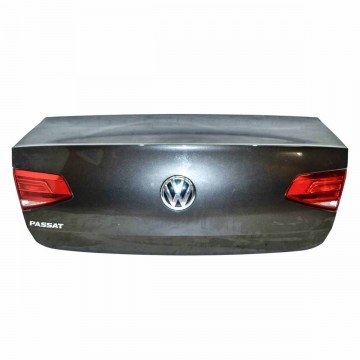 víko kufru VW Passat B8 3G0 sedan  3G5827025A  3G5827469