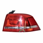 lampa zadní pravá VW Passat B7 3AA sedan  3AE945096F - poškozená