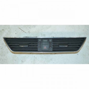 výdechy ventilace střed ŠKODA Superb III 3V0  3V0820951C/D - lehce poškozený chrom