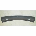 kryt zámku kufru VW Touran 1T0 2003-15  1T0863459A - poškozené úchyty