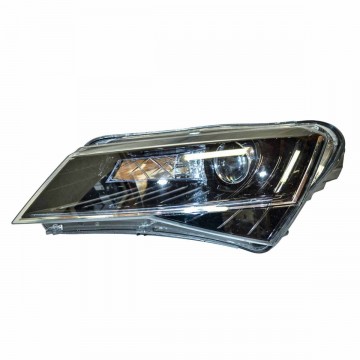 světlomet přední levý - holý xenon LED ŠKODA Superb III 3V0  3V1941015B - lehce poškrábaný