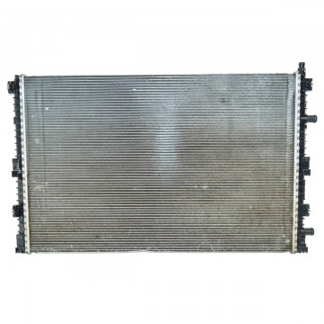 chladič intercooler AUDI Q7 4M0 3,0 TDi  4M0145804AA