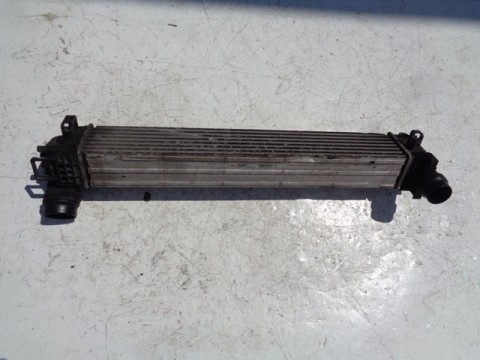 intercooler na renault scénic III 1,9dci, 144960734R