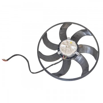 ventilátor chladiče VW Passat B8 3G0 lift 1,6 TDi  5Q0121203CP/DA/EA  5WA121203G - poškoz.