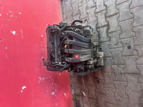 MOTOR 1,8 16V 81KW LFY PEUGEOT 406 306 CITROEN